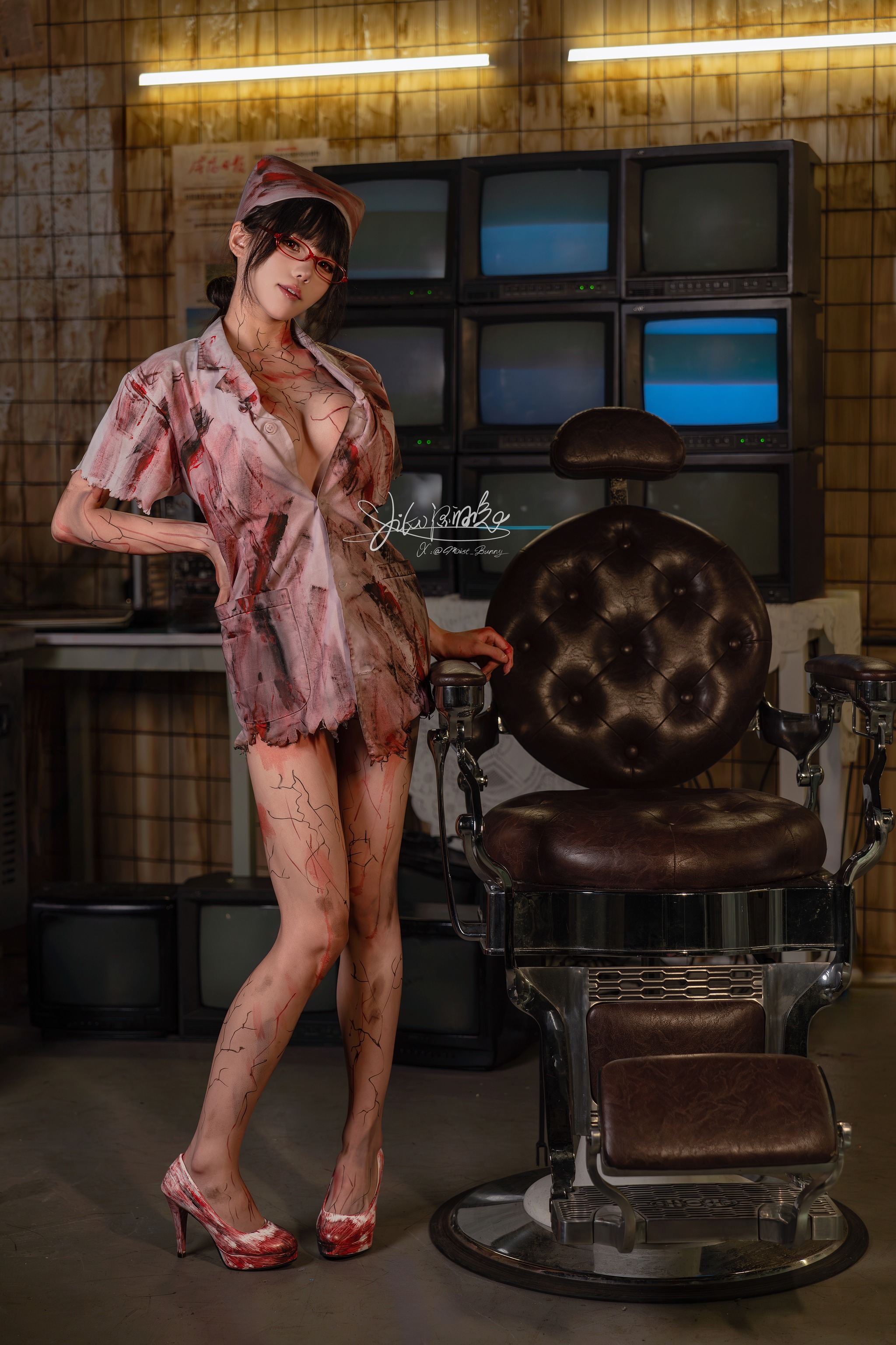 咬一口兔娘 – NO.196 (Yiko湿润兔) 寂静前夜 [82P1V]-XikXak
